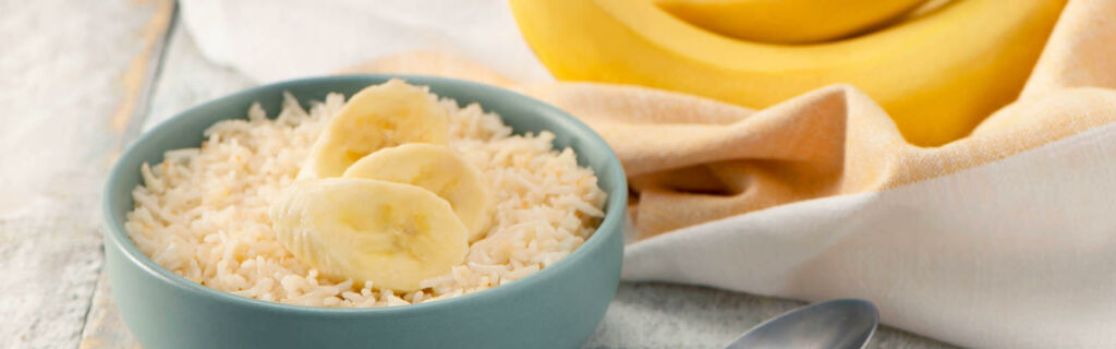  Desayuno de arroz basmati con plátanos