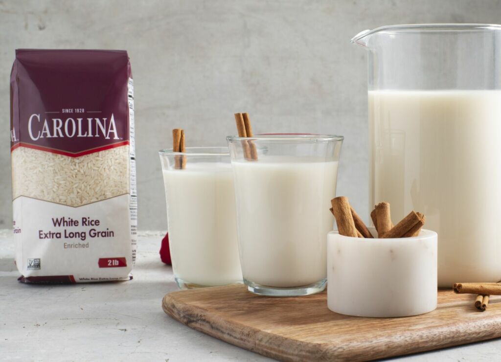 Mexican-Horchata-with-White-Rice-and-Cinnamon-Stick