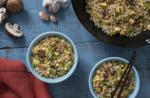 CHOW FAN FRIED RICE WITH CHICKEN